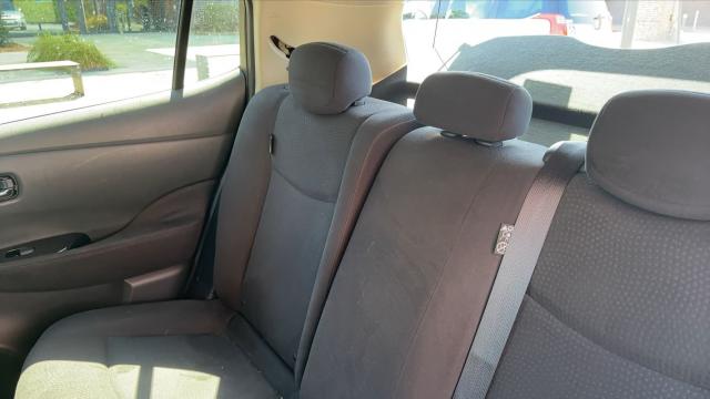 Nissan Leaf image 9