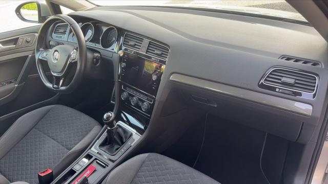 Volkswagen Golf image 1