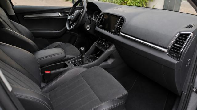 Skoda Karoq image 1