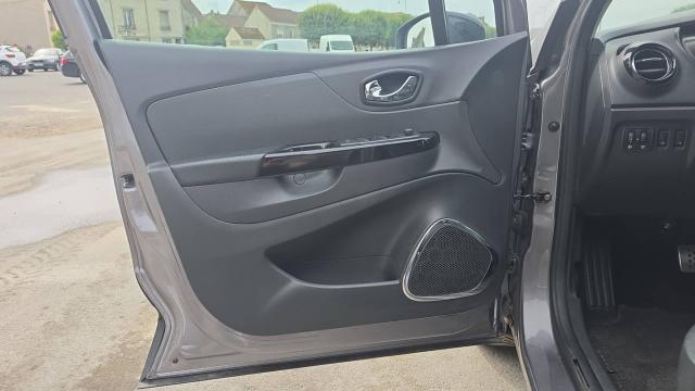 Renault Captur image 2