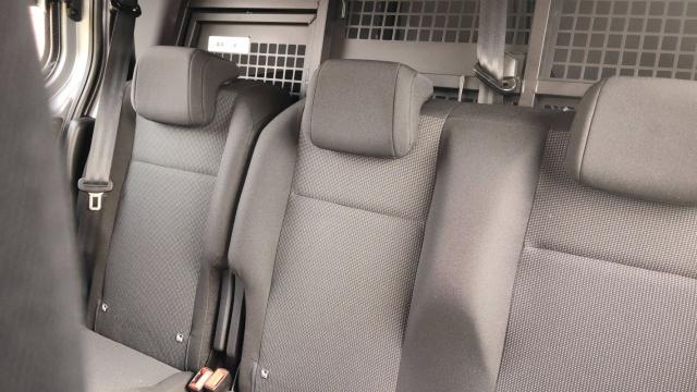 Peugeot Partner image 8