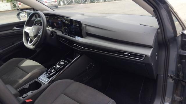 Volkswagen Golf image 6