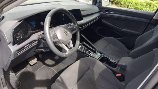 Volkswagen Golf image 8
