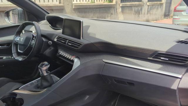 Peugeot 3008 image 7