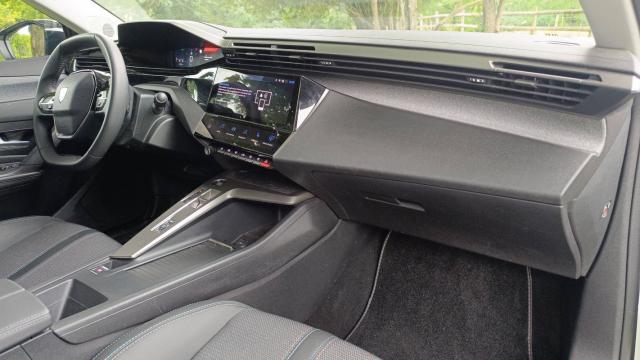 Peugeot 308 image 8