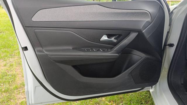 Peugeot 308 image 7