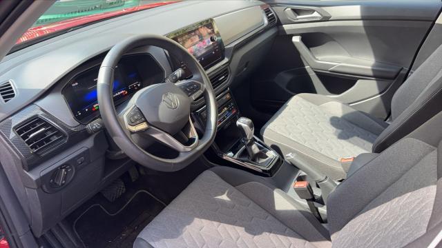 Volkswagen T-Cross image 4
