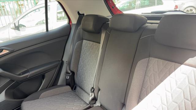 Volkswagen T-Cross image 9