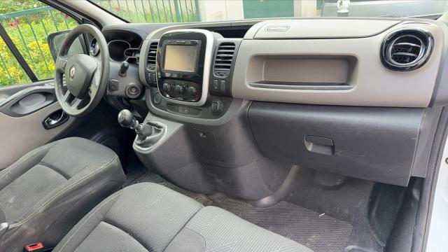 Renault Trafic image 3