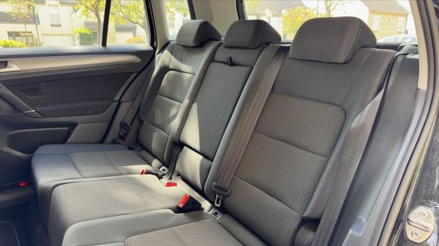 Volkswagen Golf Sportsvan image 2