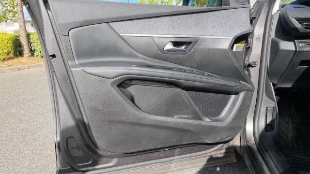 Peugeot 5008 image 7