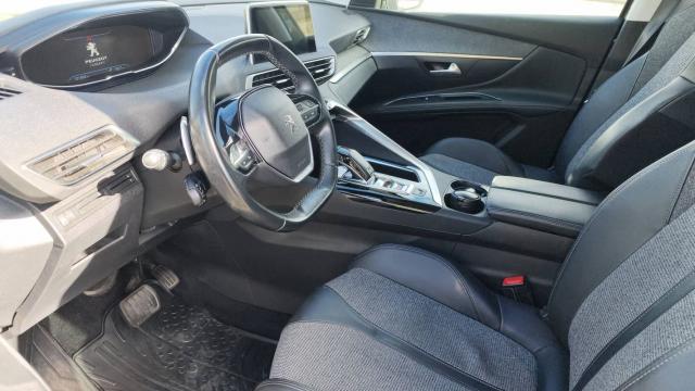 Peugeot 5008 image 8
