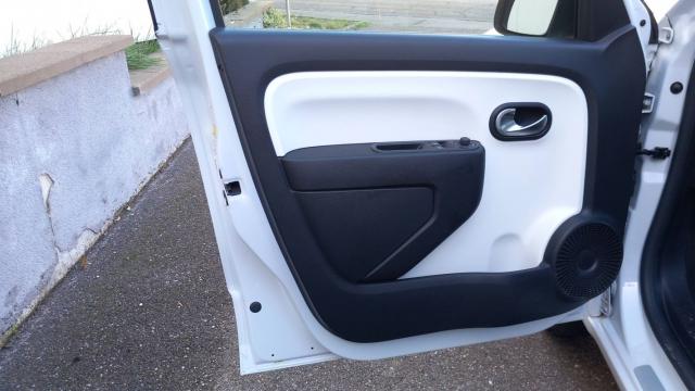 Renault Twingo image 8
