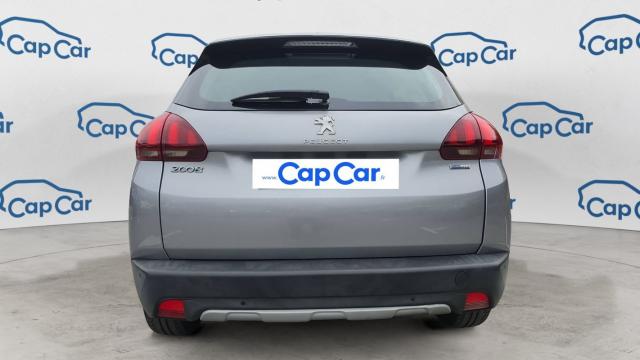 Peugeot 2008 image 8