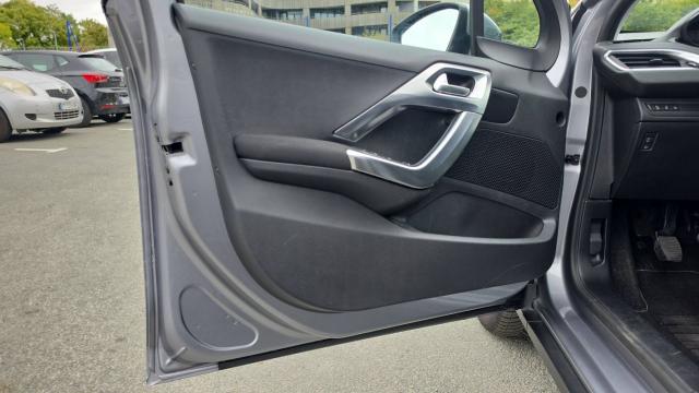 Peugeot 2008 image 9