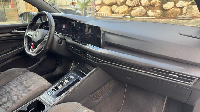 Volkswagen Golf image 6