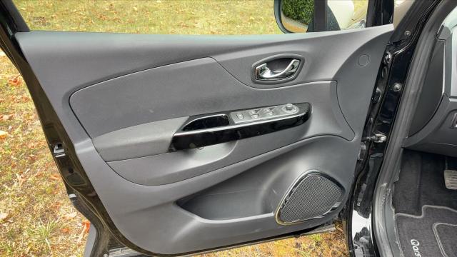 Renault Captur image 7