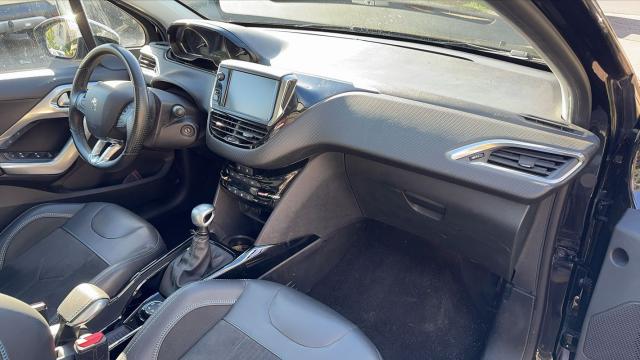 Peugeot 2008 image 9