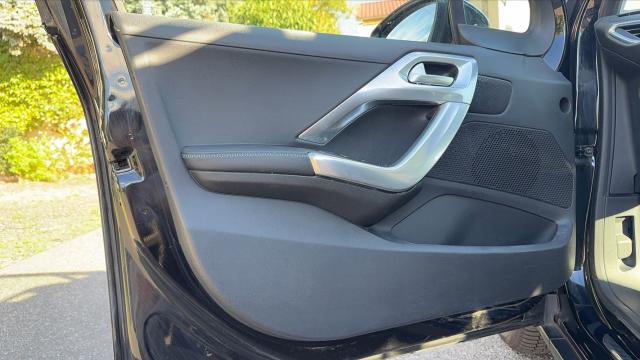 Peugeot 2008 image 7
