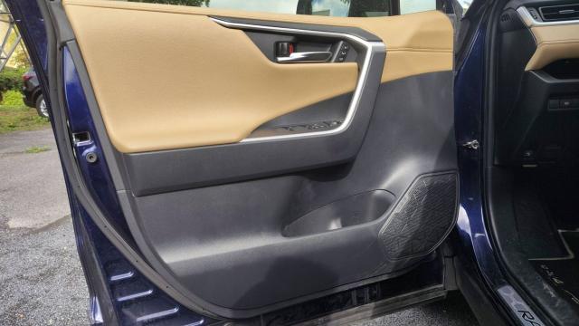 Toyota Rav4 image 4