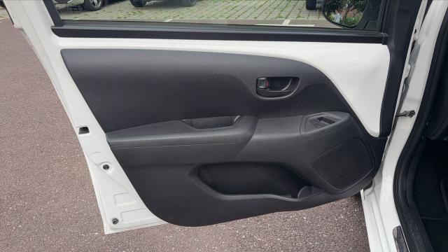 Peugeot 108 image 7