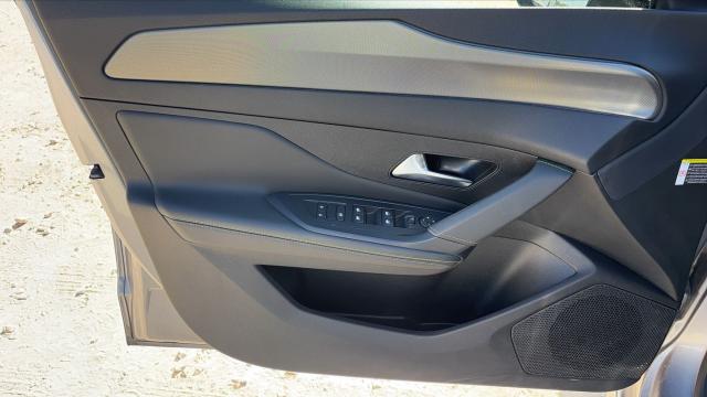 Peugeot 308 image 3