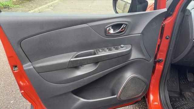 Renault Captur image 8