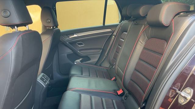 Volkswagen Golf image 2