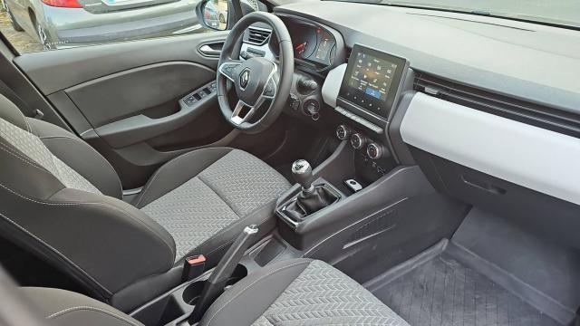 Renault Clio image 8