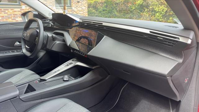 Peugeot 408 image 6