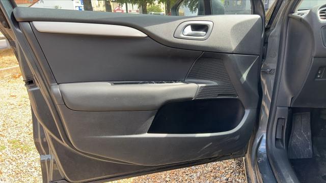 Citroen C4 image 3