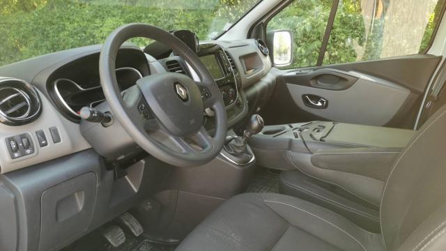 Renault Trafic image 7