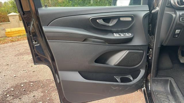 Mercedes Benz Classe V image 9