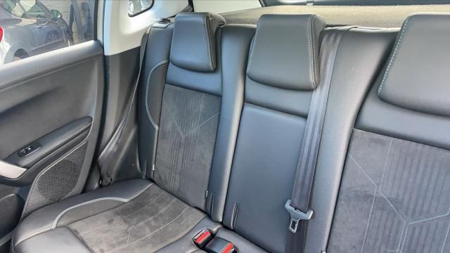 Peugeot 2008 image 2
