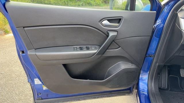 Renault Captur image 2