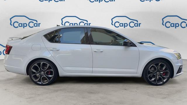 Skoda Octavia image 2