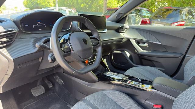 Peugeot 2008 image 7