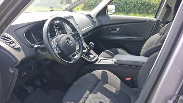 Renault Grand Scénic image 8