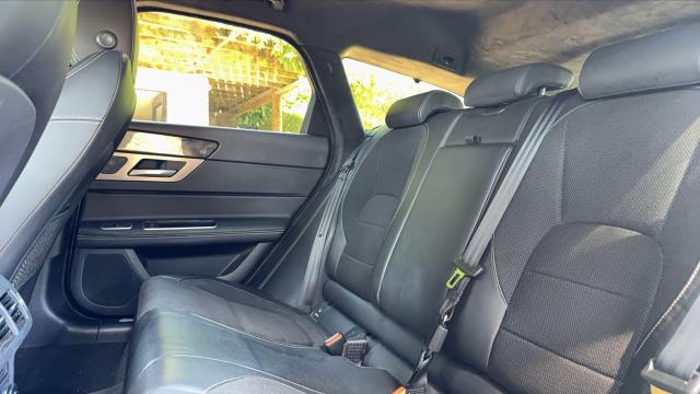 Jaguar Xf image 9