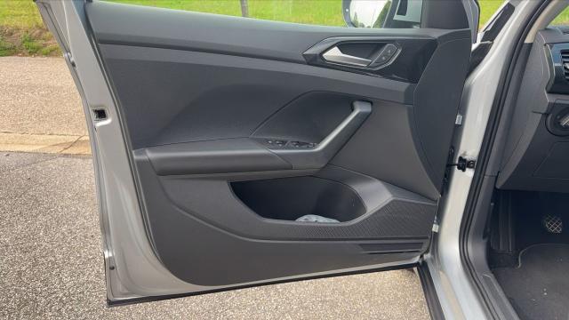 Volkswagen T-Cross image 1