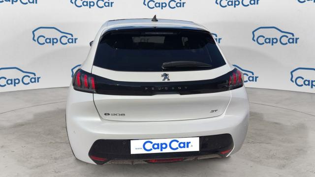 Peugeot 208 image 9