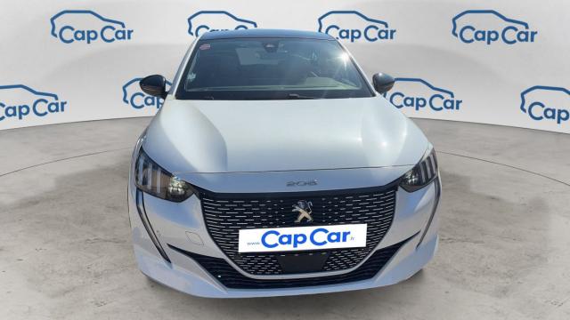 Peugeot 208 image 8