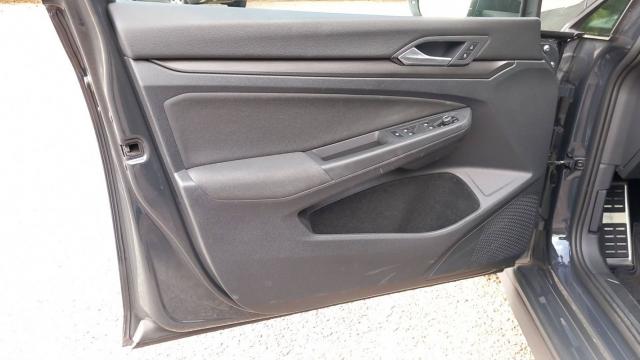 Volkswagen Golf image 2
