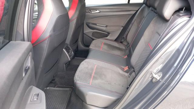 Volkswagen Golf image 4