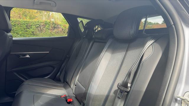 Peugeot 3008 image 4