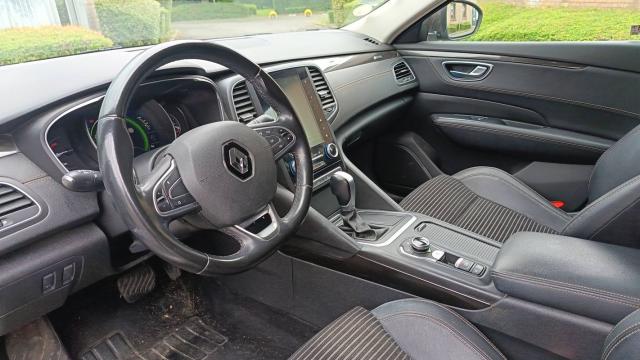 Renault Talisman Estate image 9