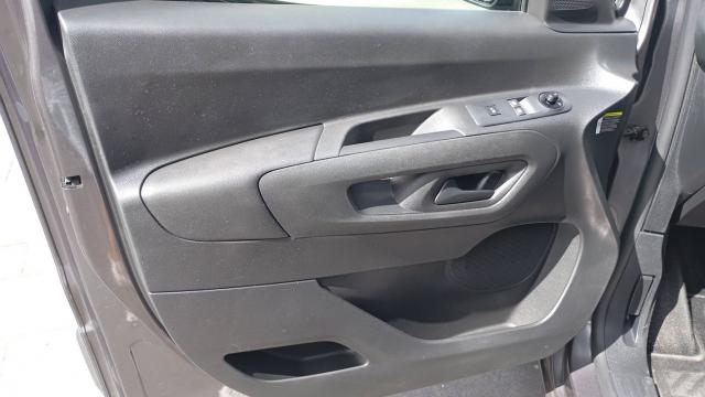 Peugeot Partner image 8