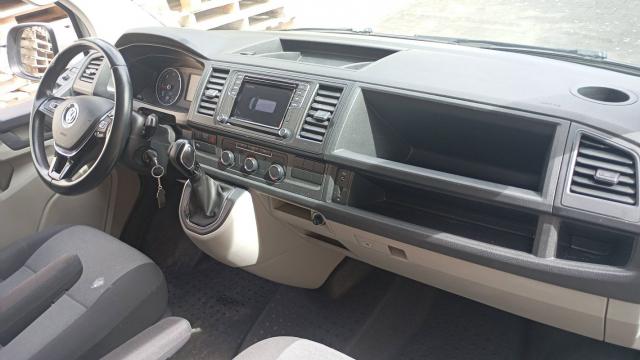 Volkswagen Transporter image 8