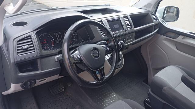 Volkswagen Transporter image 5