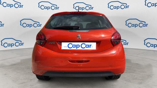 Peugeot 208 image 9